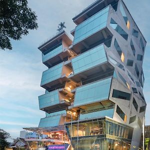 Janevalla Bandung